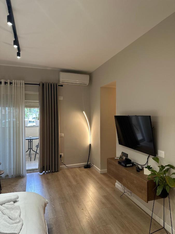 4Seasonsgea , Deluxe Studio , City Centre , Tirana Exterior foto
