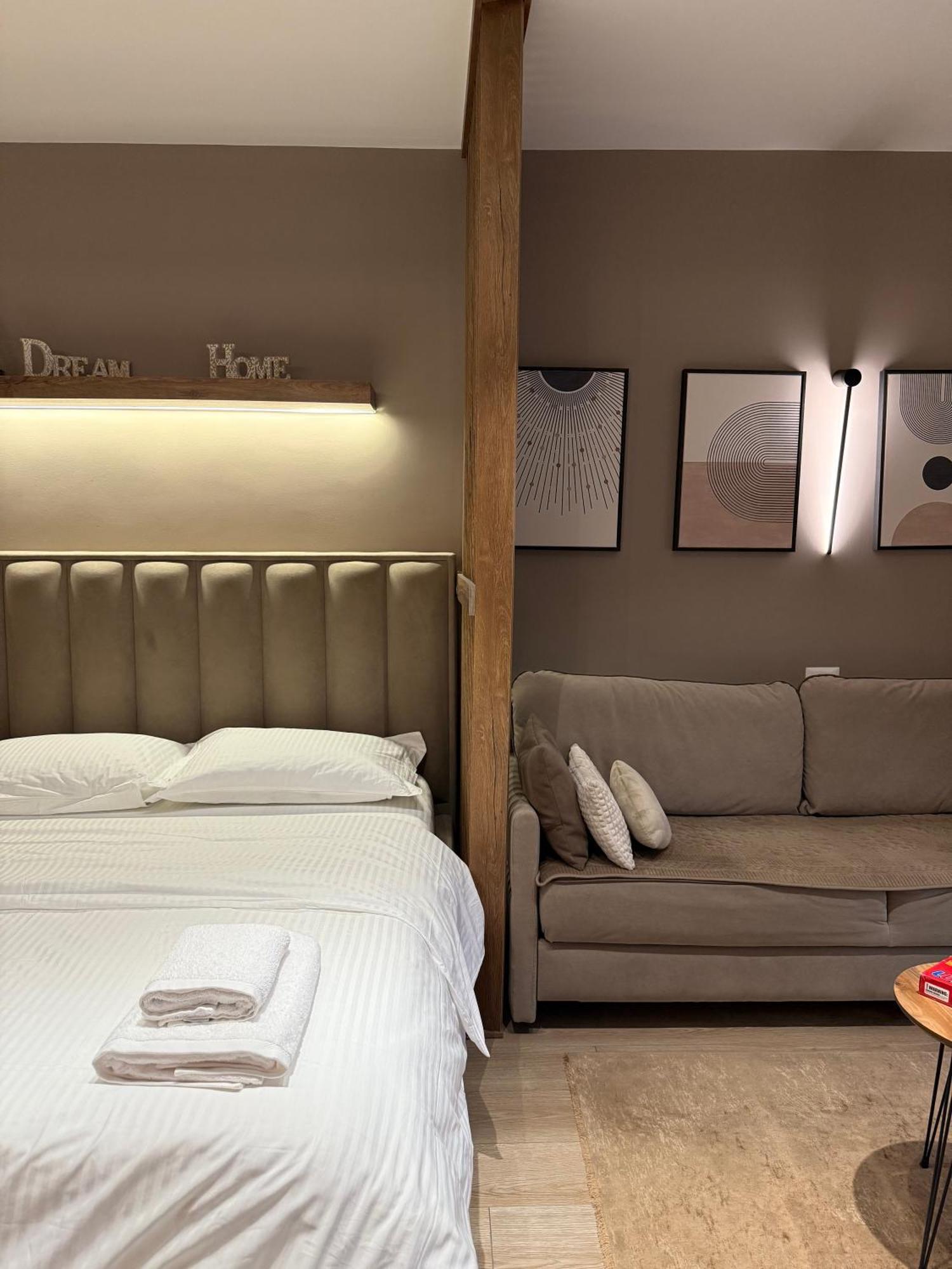 4Seasonsgea , Deluxe Studio , City Centre , Tirana Exterior foto